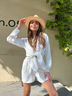 Літній жіночий костюм білий, сорочка на ѓудзиках та шорти на резинці з кишенями та шнурками з 42 по 48 розмір - 8551581 - SvitStyle