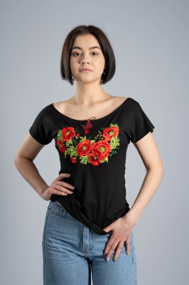 Стильна жіноча вишита футболка у чорному кольорі з круглим вирізом "Маки" - 8613839 - SvitStyle