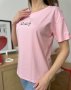 Рожева вільна футболка з вишитим написом (4)