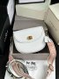 Сумка Coach Polished Pebble Willow Saddle Bag White (2)