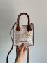 Сумка Michael Kors Mercer Extra-Small Pebbled Leather Crossbody Bag Ivory (6)