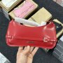 Сумка Jacquemus Le Bisou Ceinture Leather Shoulder Bag in Red (2)