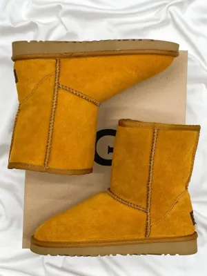 UGG Classic Short Caramel (рр 36-41) Розпродаж! - SvitStyle