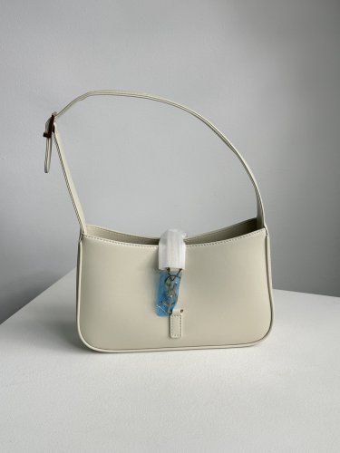 Yves Saint Laurent Hobo Le 5 a 7 Bag in Smooth Leather Cream - SvitStyle