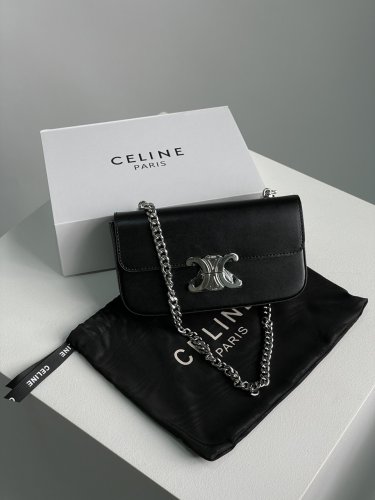 Сумка Celine Chain Shoulder Bag Claude In Shiny Calfskin Black Silver - SvitStyle