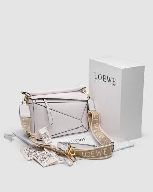 Сумка Loewe Small Puzzle Bag in Classic Calfskin White - 8634736 - SvitStyle