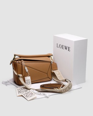 Сумка Loewe Small Puzzle Bag in Classic Calfskin Caramel - 8634738 - SvitStyle