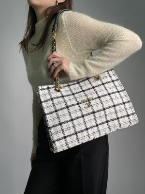 ???? Chanel Textile Tote Bag White/Black - 8634811 - SvitStyle