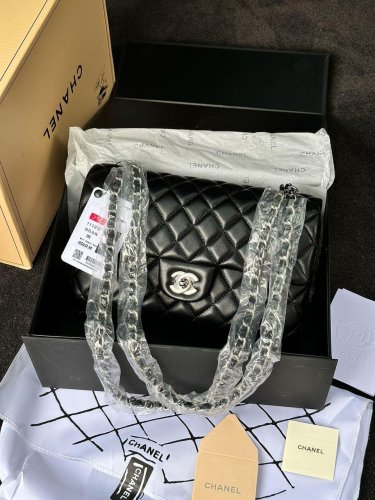 Сумка Chanel Classic 2.55 Medium Double Flap in Black - SvitStyle